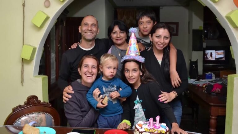 Fiesta sorpresa para Brisa en lo de Doña Lucrecia
